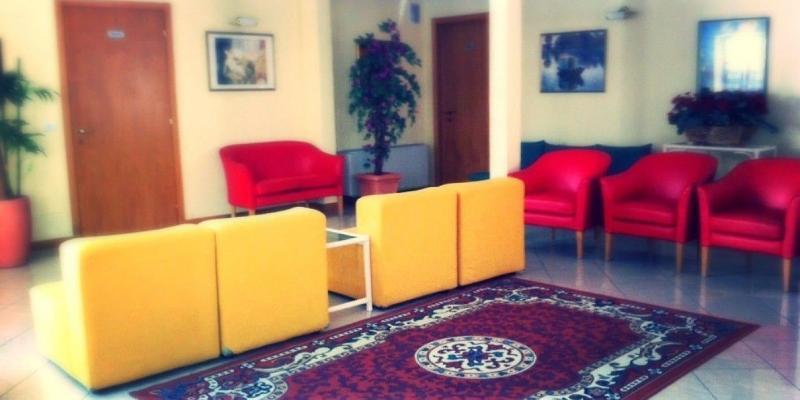 Hotel Rugantino Чезенатико Экстерьер фото