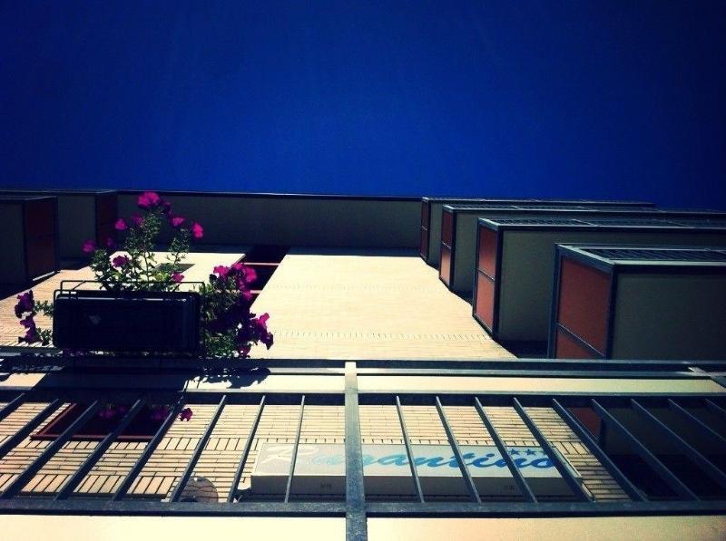 Hotel Rugantino Чезенатико Экстерьер фото